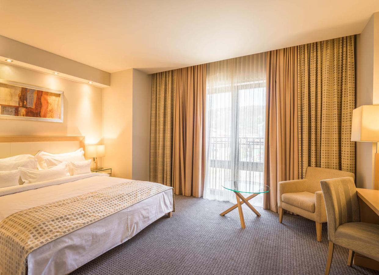 Hotel Rogge Ρέσιτσα Εξωτερικό φωτογραφία